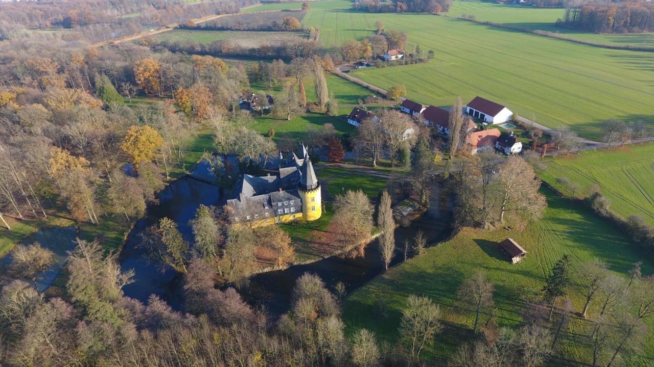 Schlosspark Hollwinkel Preussisch Oldendorf Экстерьер фото